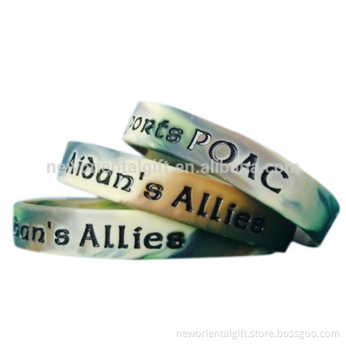Promotional Cheaper Swirl Debossed Silicone Bracelet